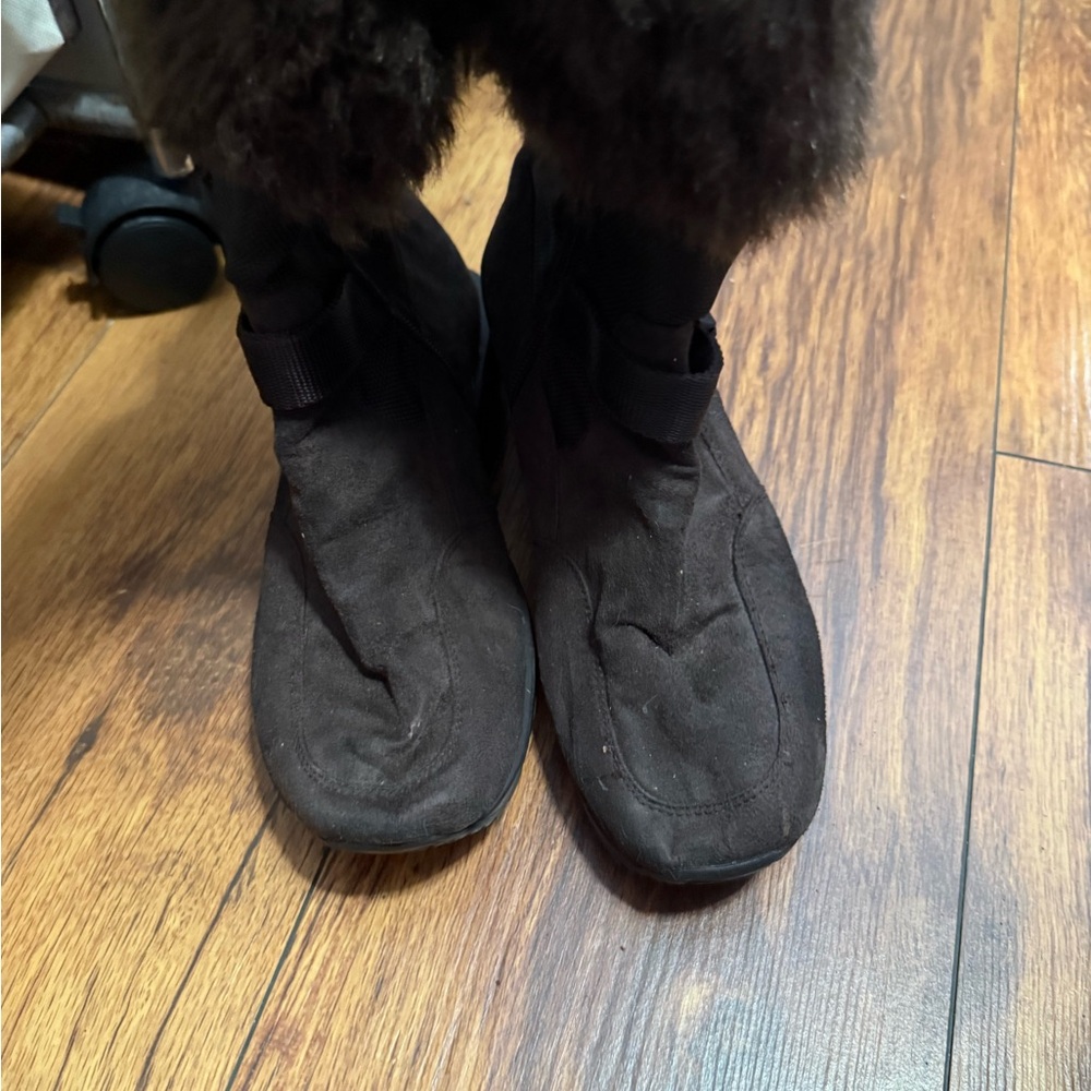 Brown Fur-Lined Winter Boots